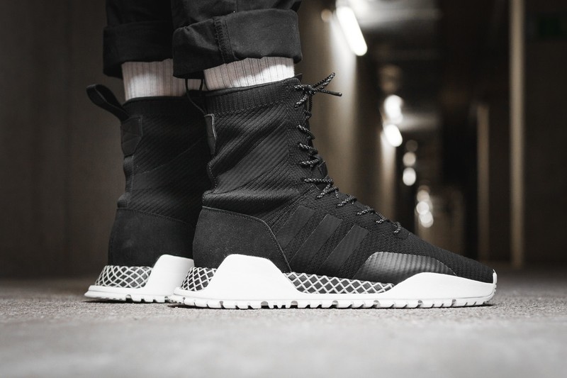 Adidas primeknit high hotsell